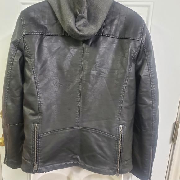 Use like new Levi's faux leather men ride jacket size S - Picture 7 of 8